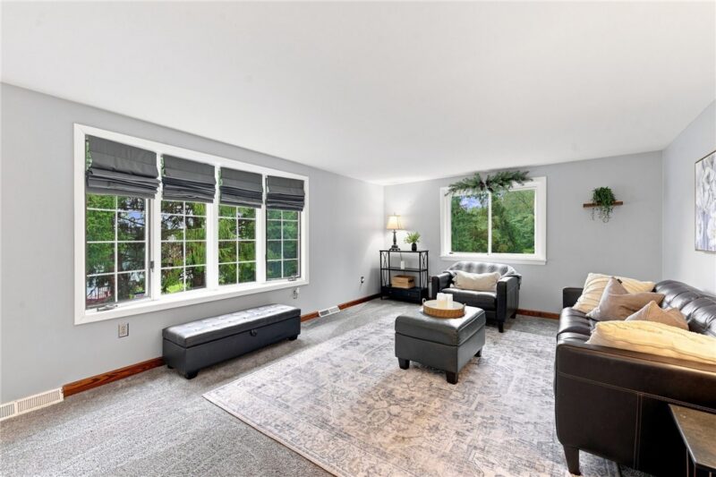 859 Meadowbrook Rd — photo 3