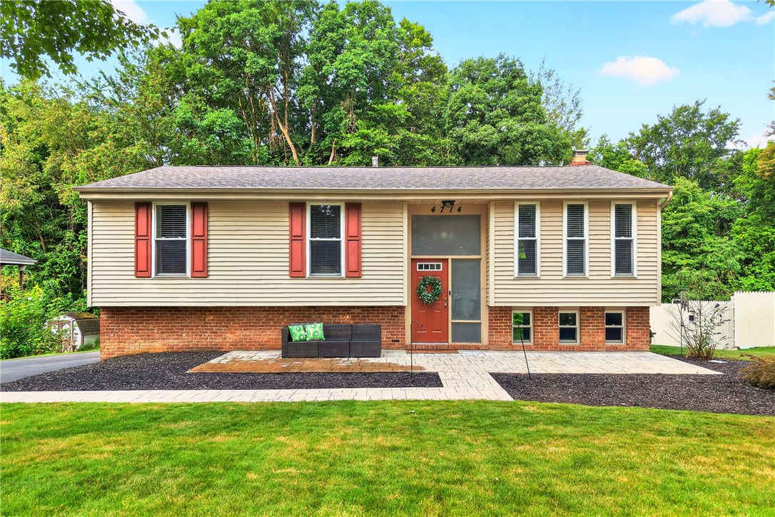 4714 Woodlake Dr — photo 1