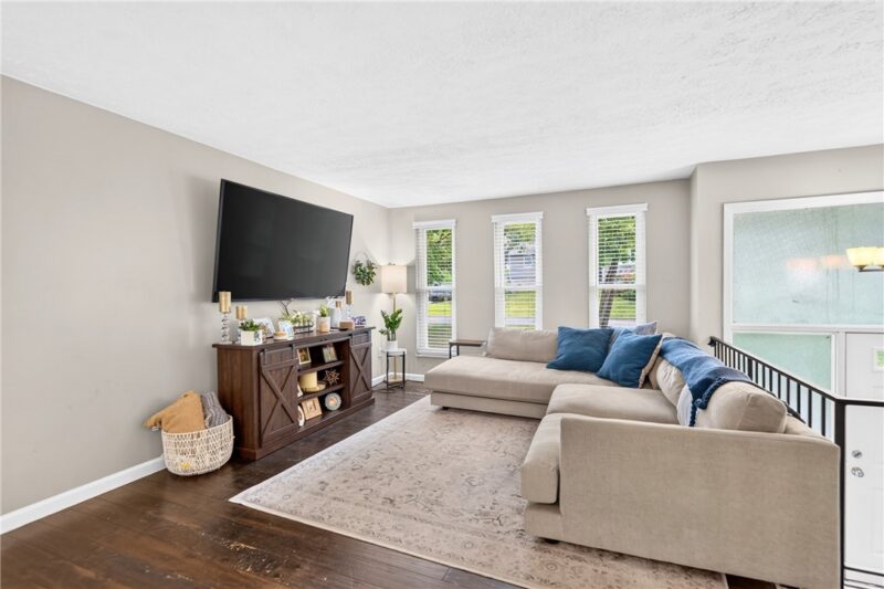 4714 Woodlake Dr — photo 3