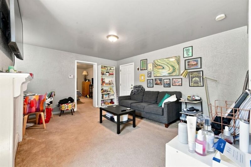 300 N Graham STREET — photo 6