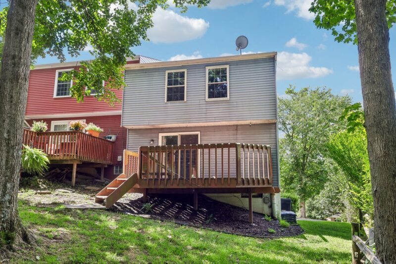 446 Hunting Creek ROAD — photo 2