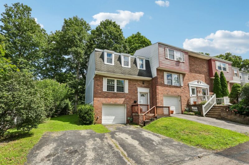 446 Hunting Creek ROAD — photo 3