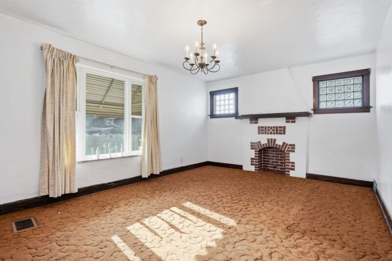 1611 Aurelius Street — photo 3