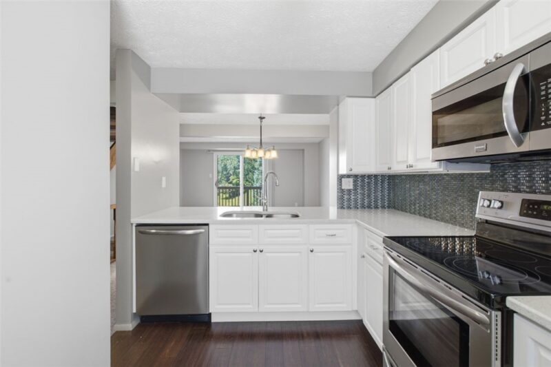 115 Saxonwald — photo 3