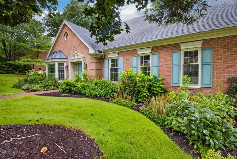 624 POPLAR COURT — photo 2