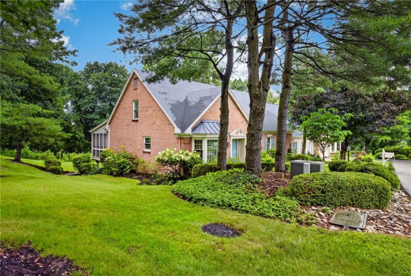 624 POPLAR COURT — photo 3