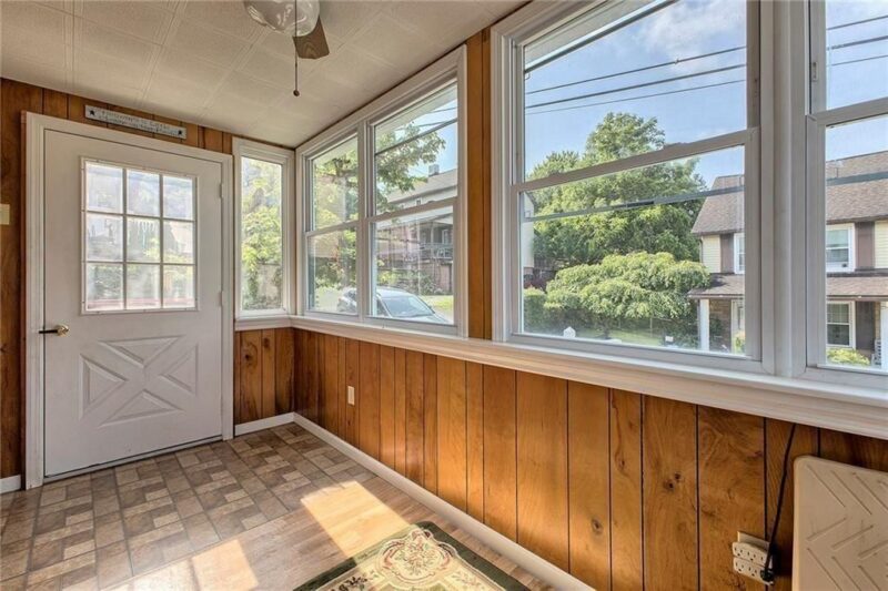 28 Tulip Street — photo 3