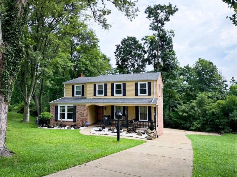 1220 Fox Run Cir — photo 3
