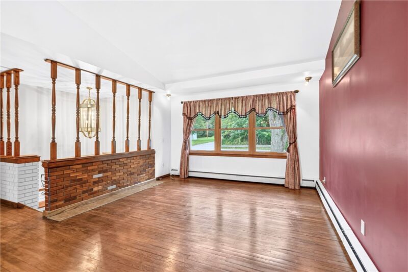 7815 Noblestown Road — photo 4