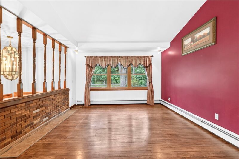 7815 Noblestown Road — photo 7
