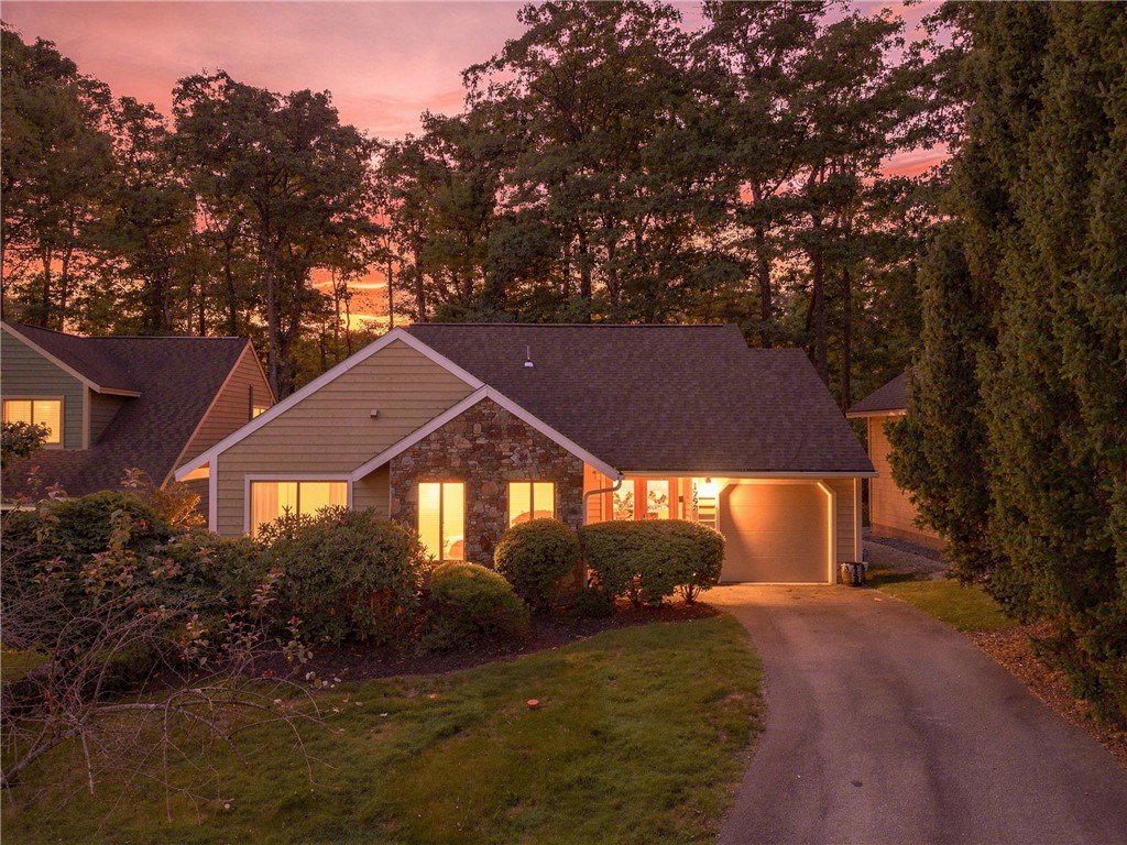 1752 Greenfield Dr — photo 1