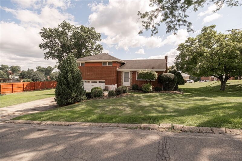 4913 Aspen Street — photo 2