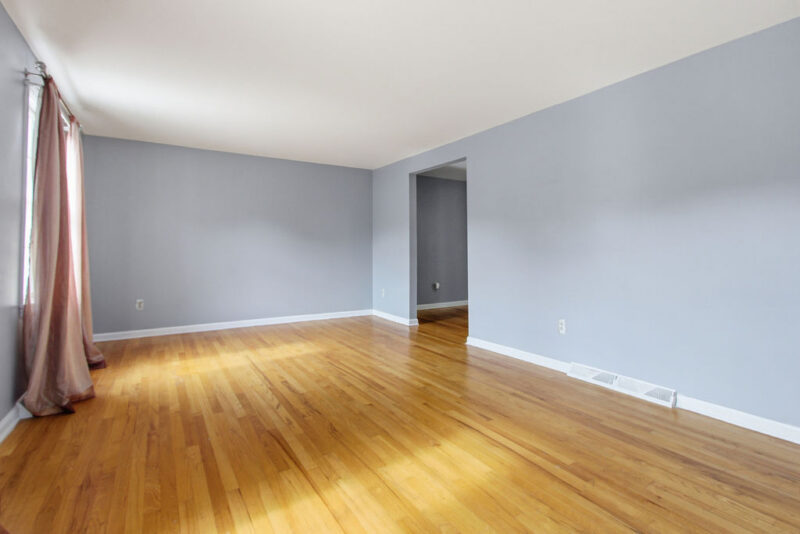 163 Crescent Gardens Drive — photo 6