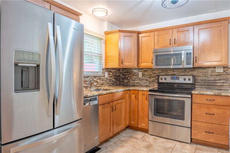 155 Thorndale Dr — photo 6
