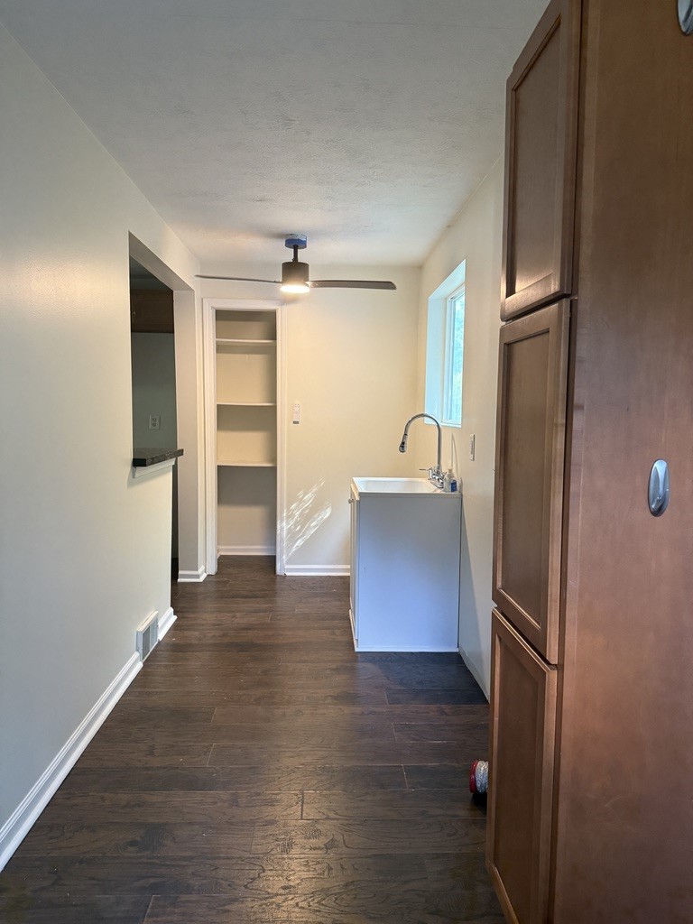 1618 Beaver Rd — photo 4