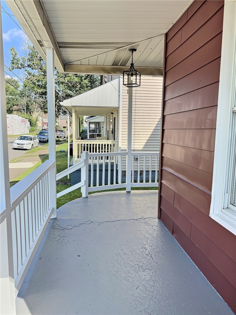 382 Houston St — photo 6