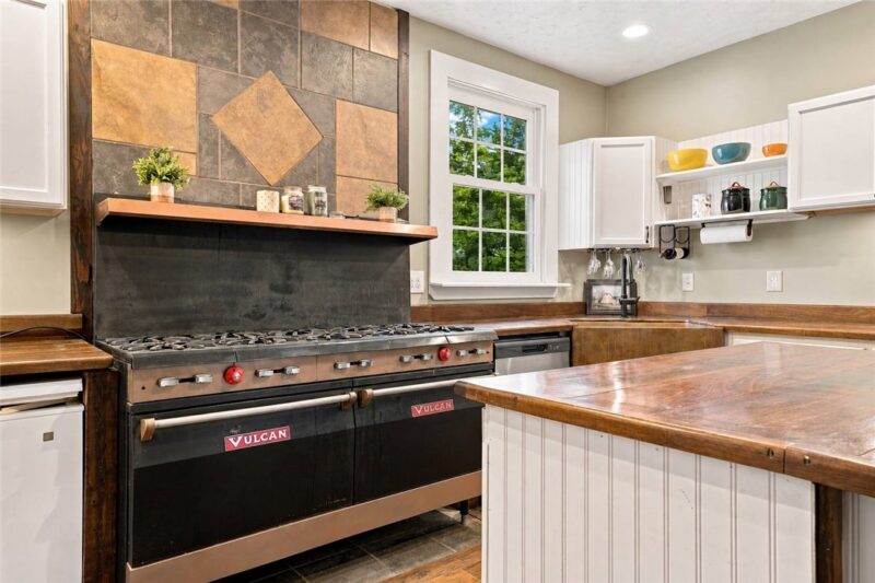 866 Crucible Rd. — photo 5