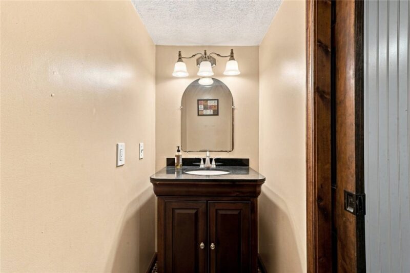 866 Crucible Rd. — photo 7