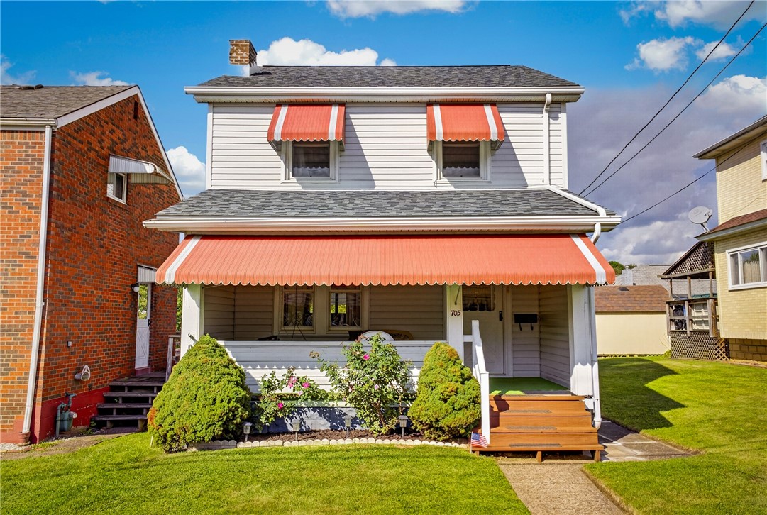 705 Summit St — photo 1