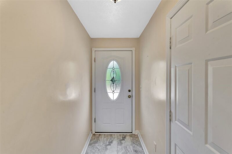108 Winston Way — photo 8