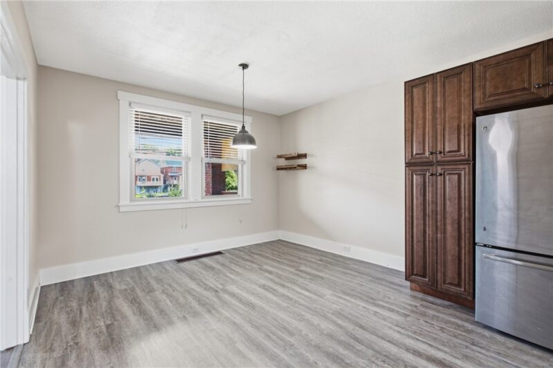 3250 Pinehurst Ave — photo 8