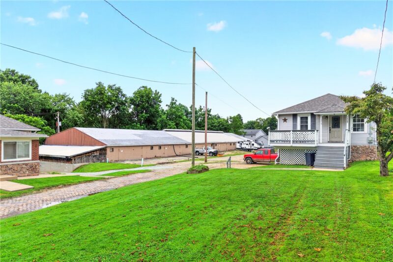 1365 Mount Pleasant Rd — photo 8