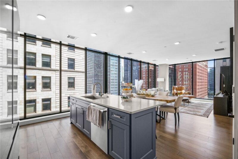 350 Oliver Avenue 1210 — photo 2