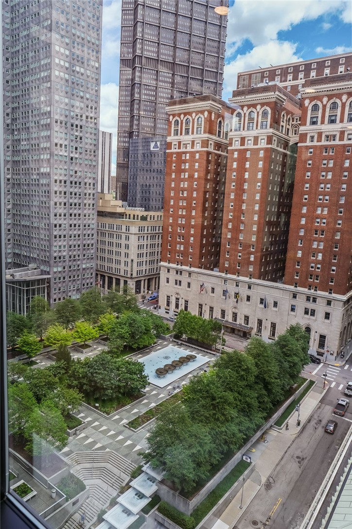 350 Oliver Avenue 1210 — photo 5