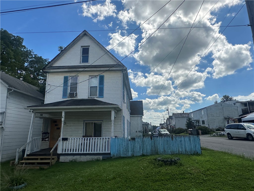 211 American Ave — photo 1