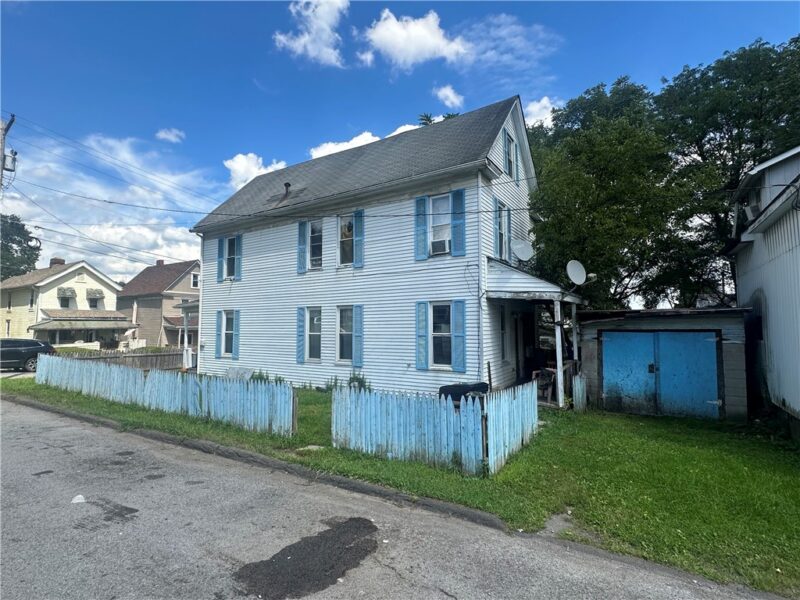 211 American Ave — photo 3
