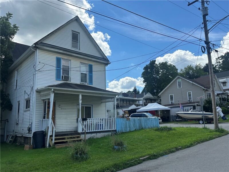 211 American Ave — photo 4