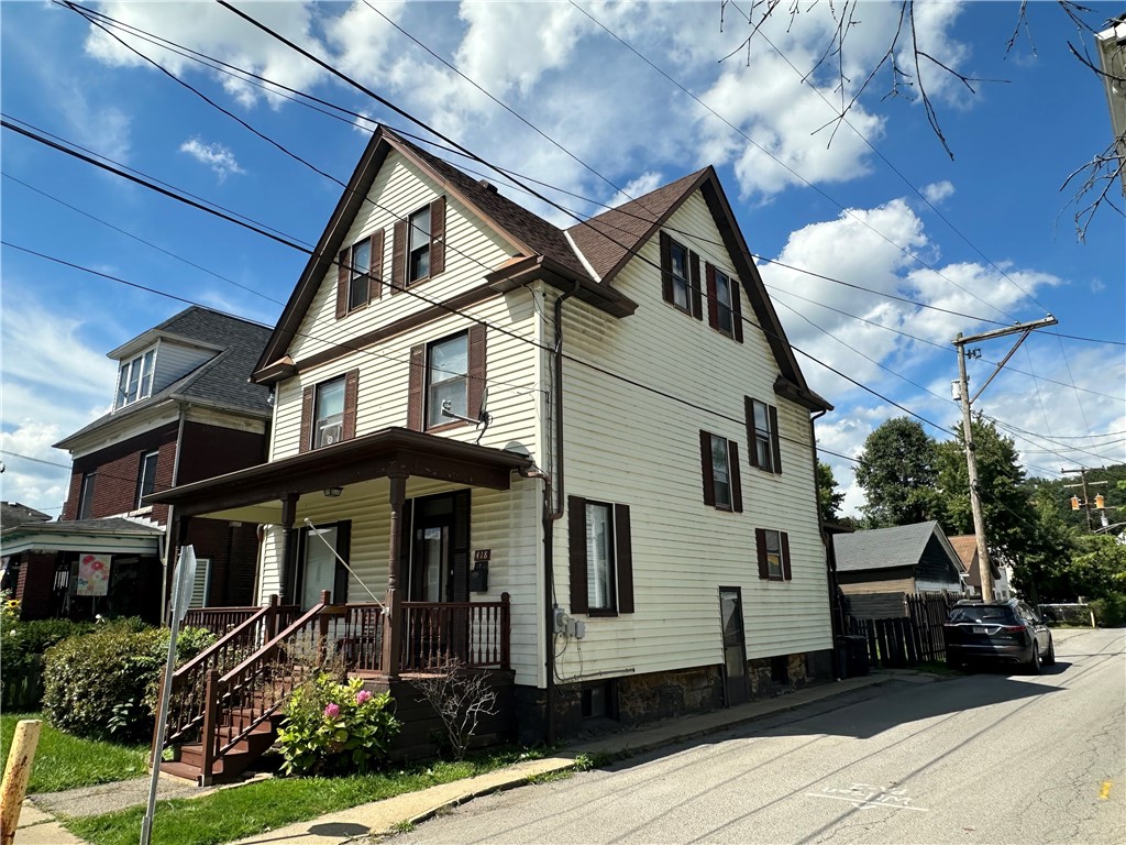 418 W Brady St — photo 1