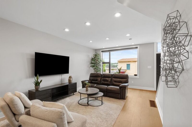 3420 Ligonier St — photo 4