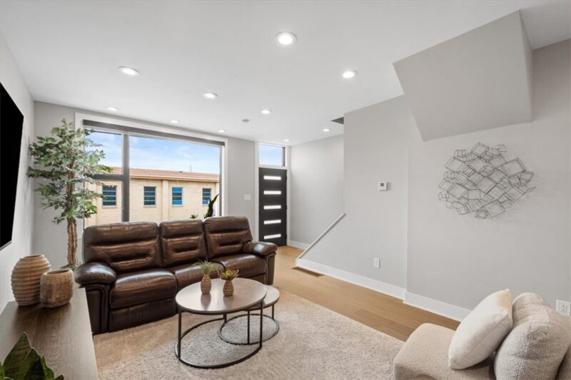3420 Ligonier St — photo 5