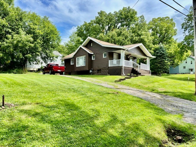 405 Lawnview Ave — photo 4