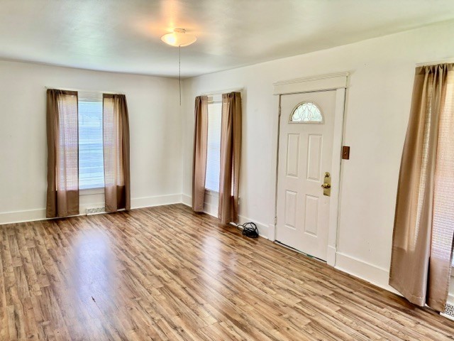 405 Lawnview Ave — photo 8