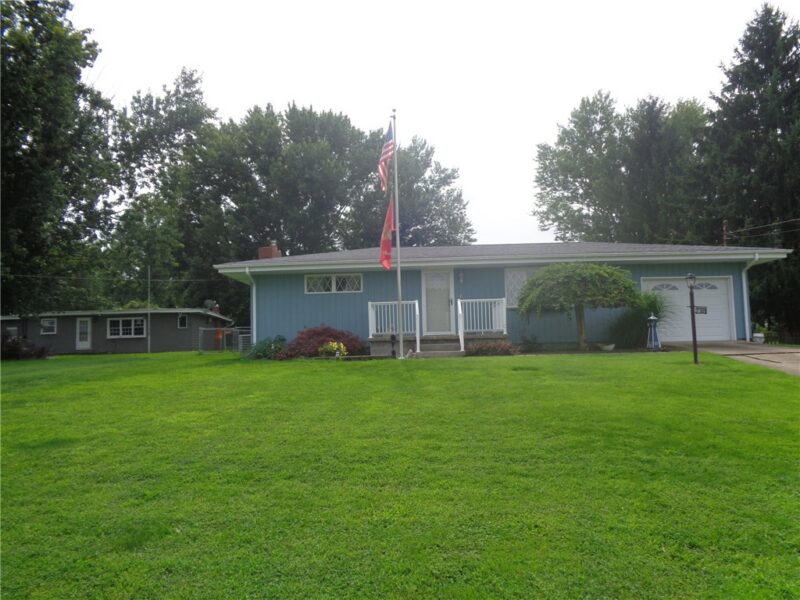 781 Homestead Ave — photo 2