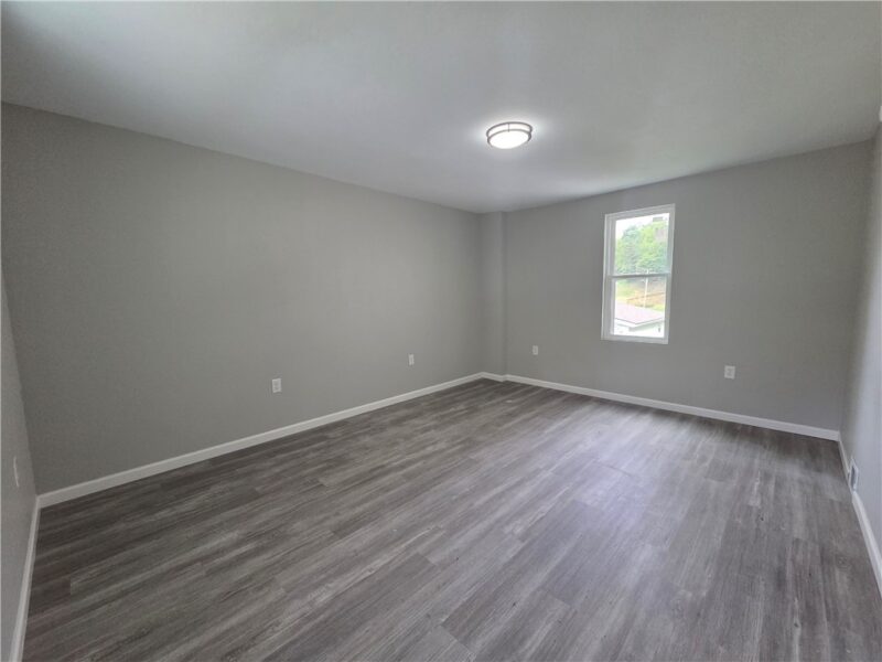 404 North 10th St — photo 5