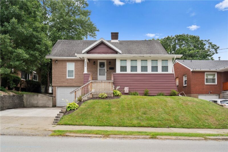 240 Tyler Ave — photo 2