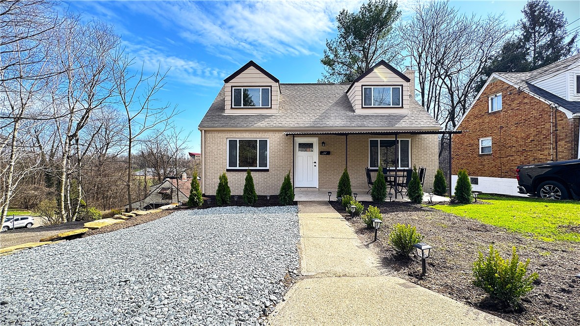 140 Orchard Dr — photo 1