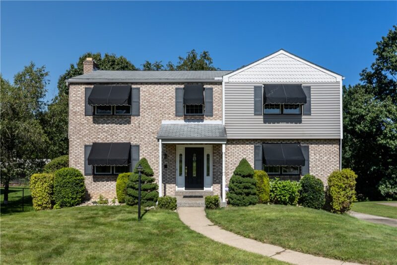 3425 Aloha Dr