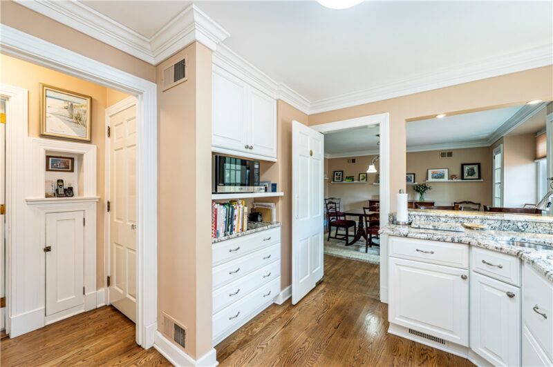 144 Westmoreland Ave — photo 4