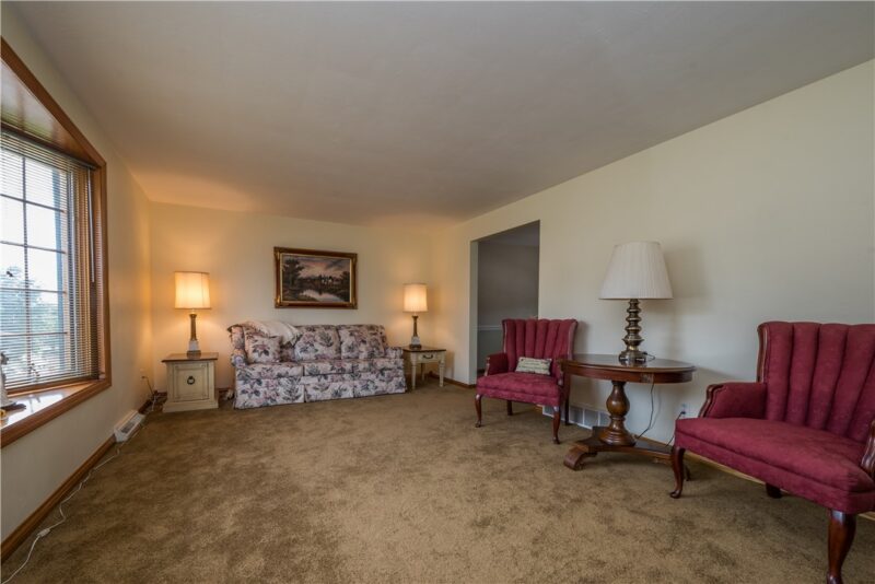5639 Tracy Dr — photo 8