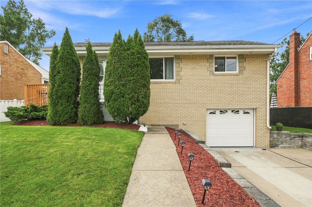 459 Lois Drive — photo 1