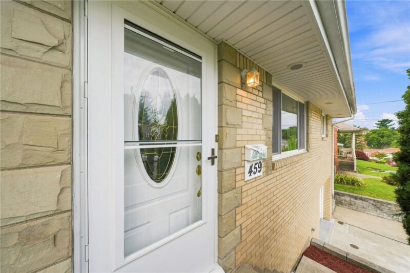 459 Lois Drive — photo 2