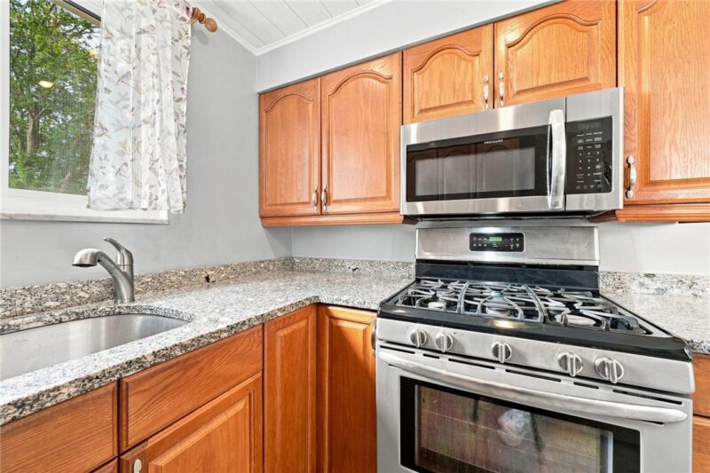 459 Lois Drive — photo 8