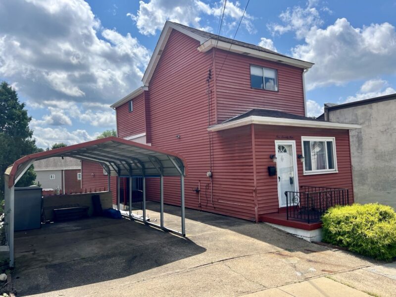 179 Lincoln AVENUE — photo 2