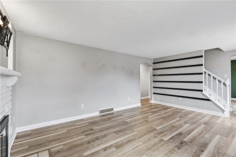 2025 Borland Rd — photo 4