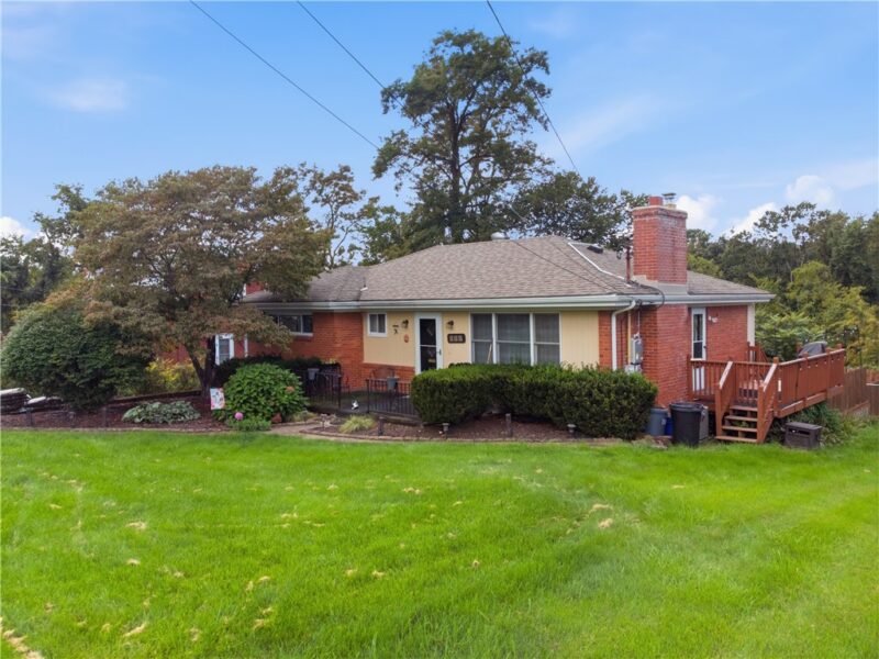 120 W Patty Ln — photo 2