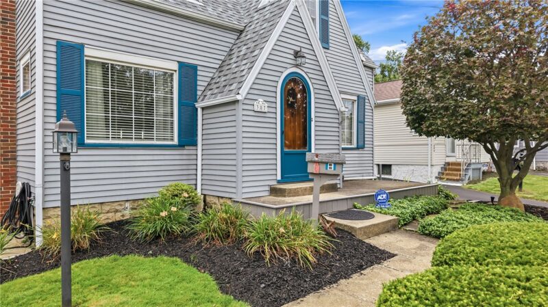 387 Spencer Ave — photo 3